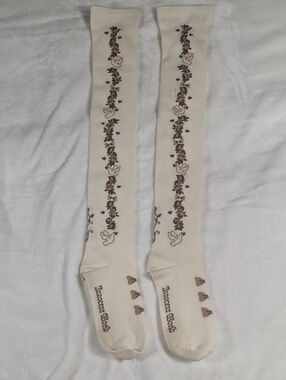 Innocent World Ivory Dove Floral Garland OTK Socks | Classic Lolita 🤍